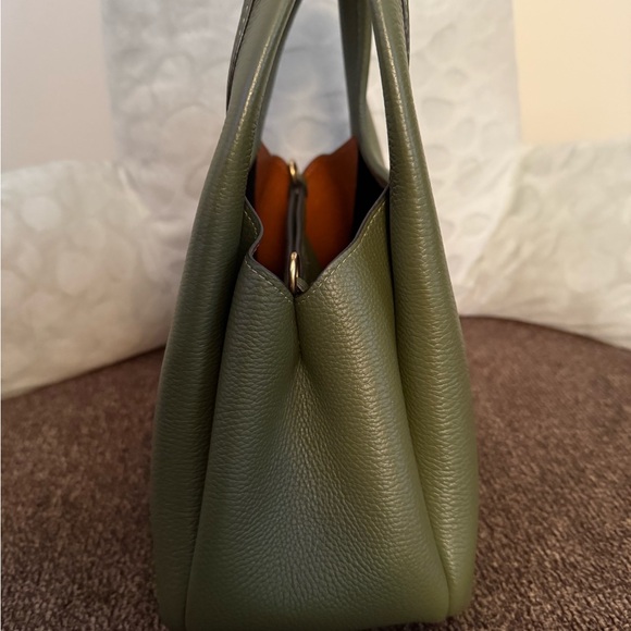 Coach Lana Bag 23 Olive Green, only used once! - Picture 5 of 9